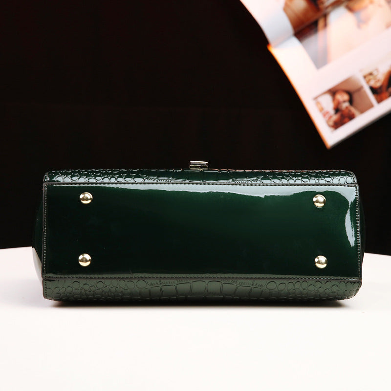 Women's Flap Noble Printing Stylish Portable Multi Bags