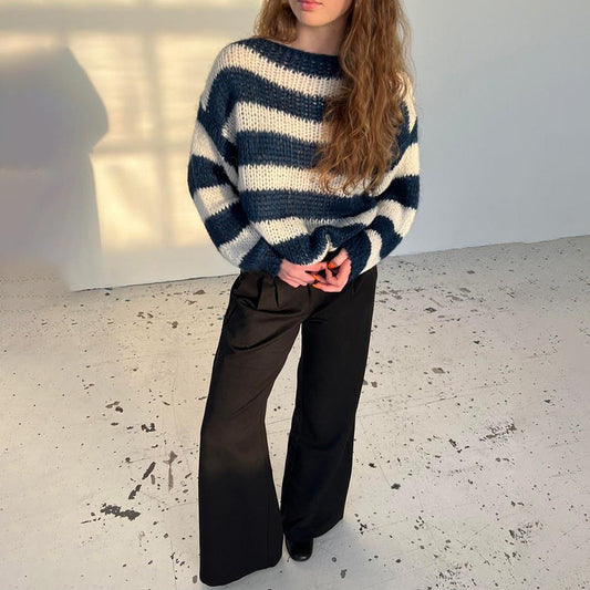 Women's Round Neck Striped Loose Idle Long-sleeved Sweaters