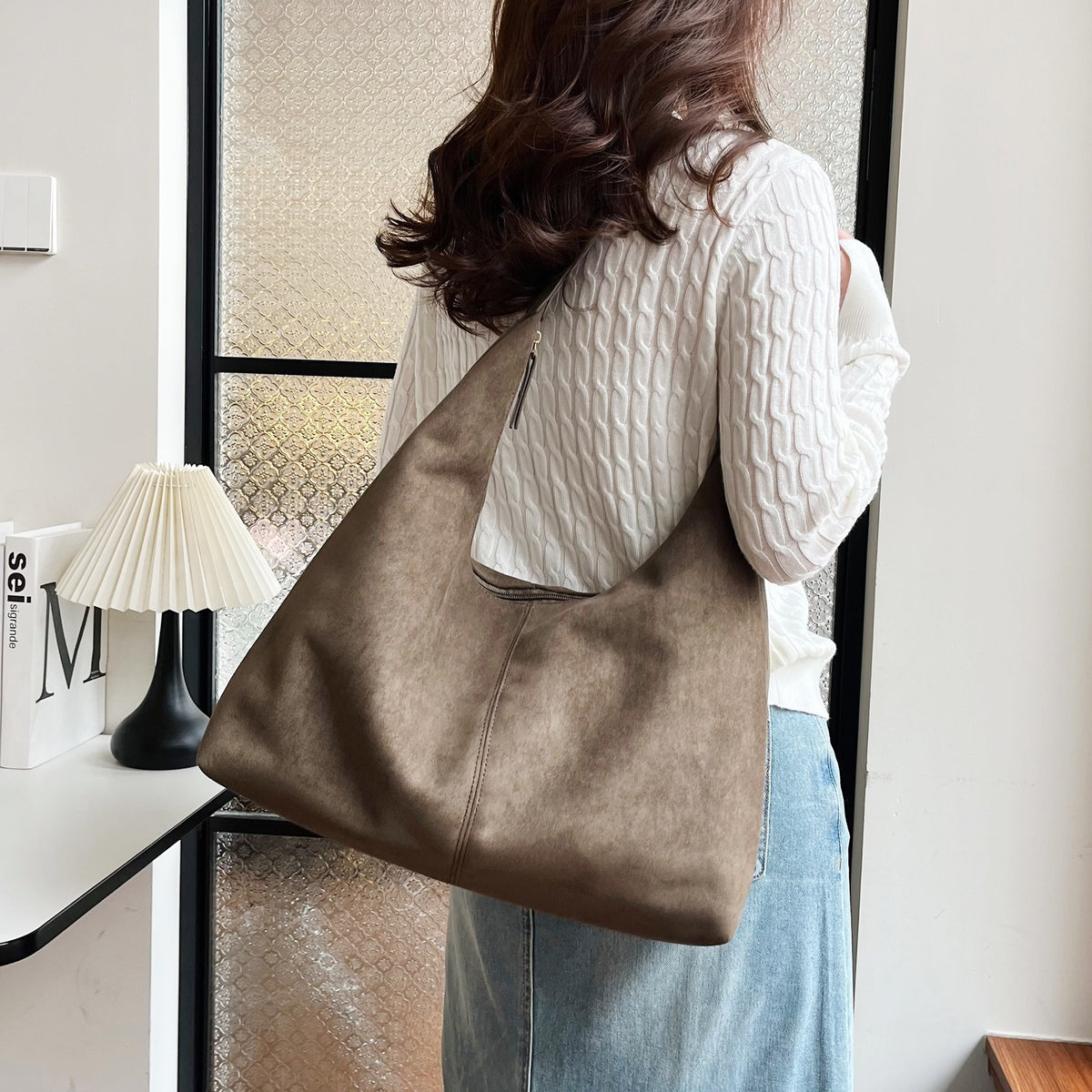 Large Capacity Retro Frosted Underarm Simple Fashion Women's Shoulder Bag