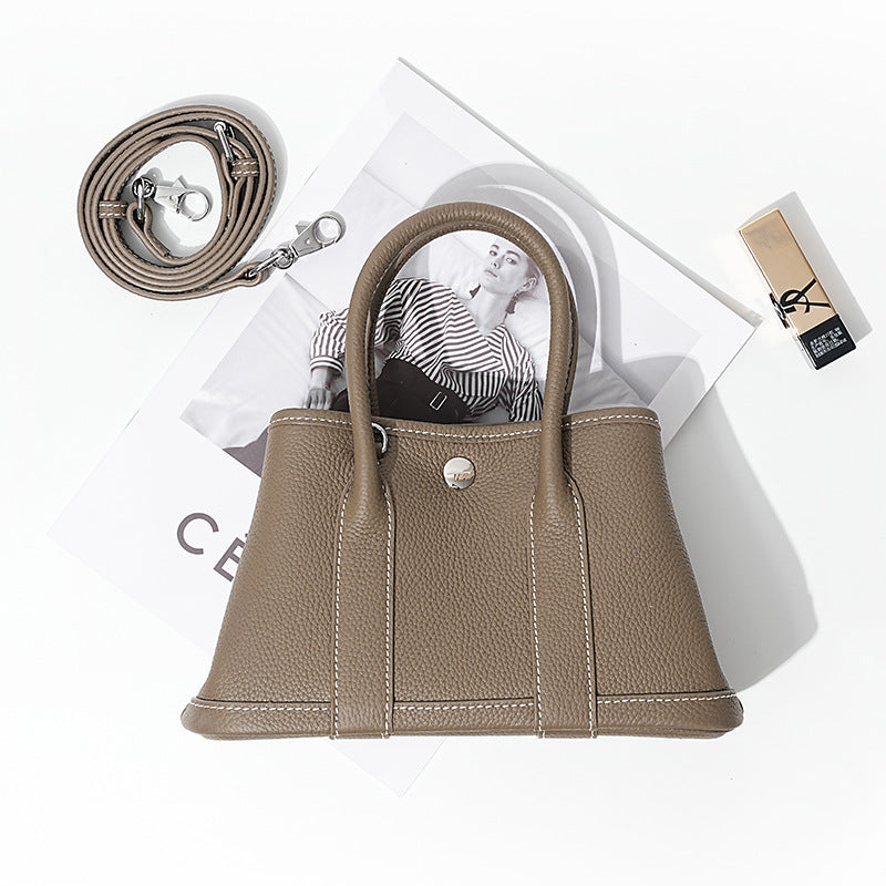 Women's Genuine Leather Portable Quality First Layer Handbags