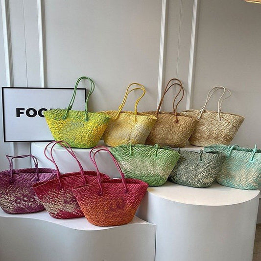 Straw Large Capacity French Hand-woven Holiday Crossbody Bags