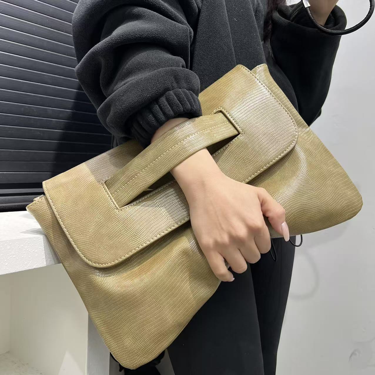 Pattern Strap Clutch Large Capacity File Handbags