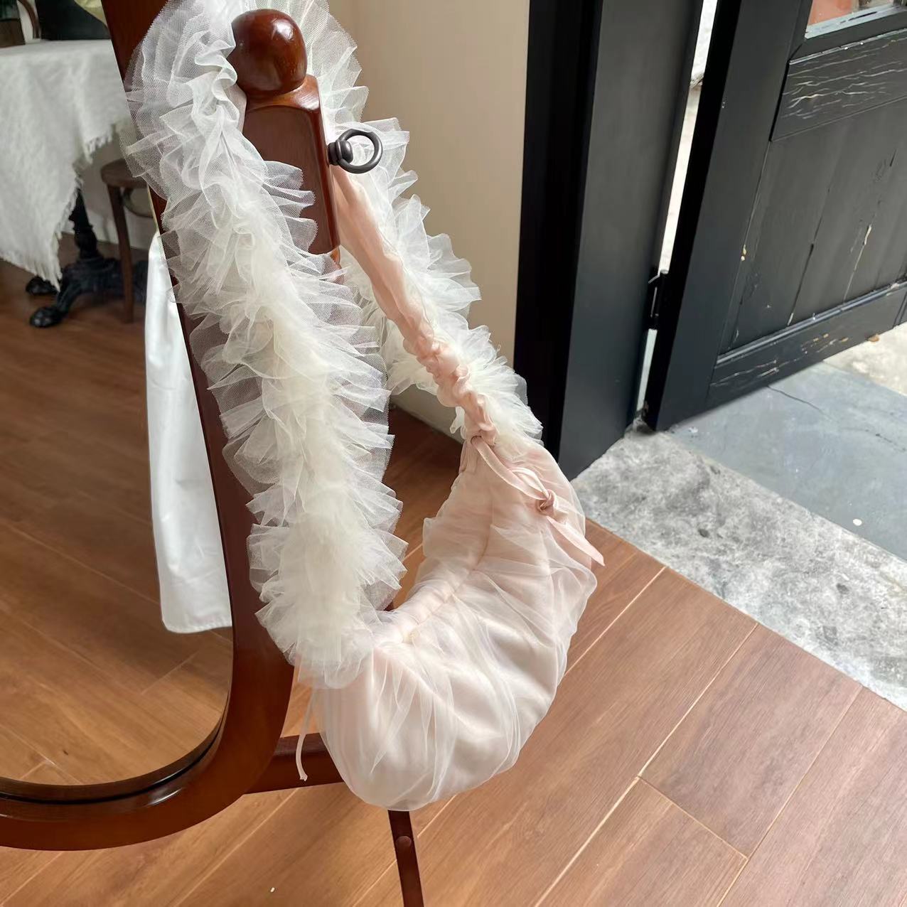 Portable Drawstring Design Sweet Lotus Leaf Crossbody Bags