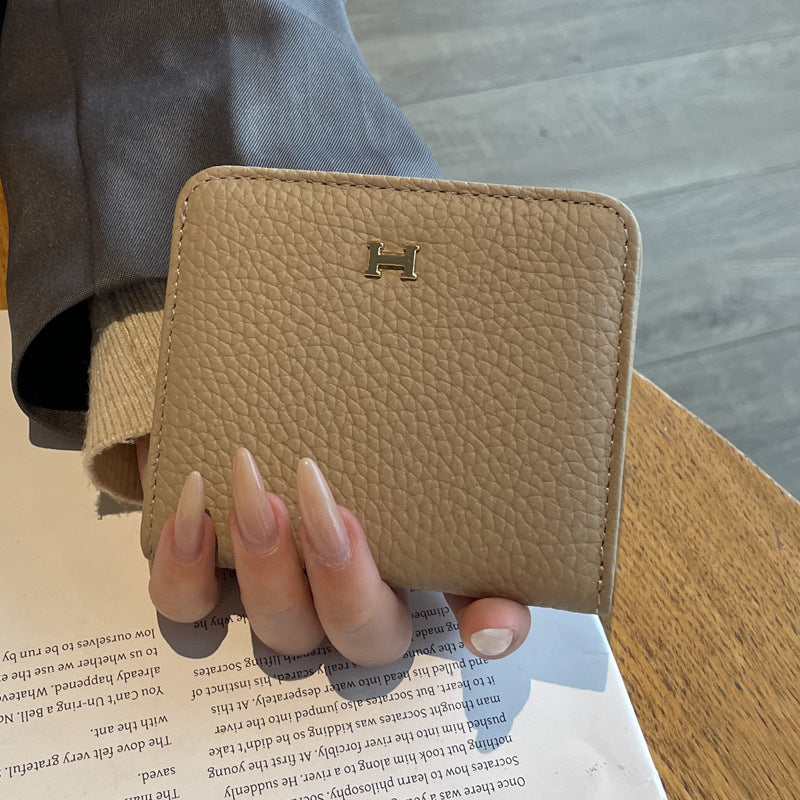 Women's Leather Lightweight Short Style Cowhide Design Card Holder