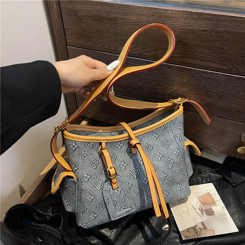 Light Luxury Airport Underarm Large Capacity Bags