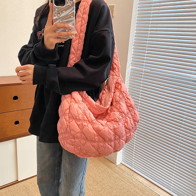 Pleated Large Capacity Cloud Niche High-grade Down Crossbody Bags