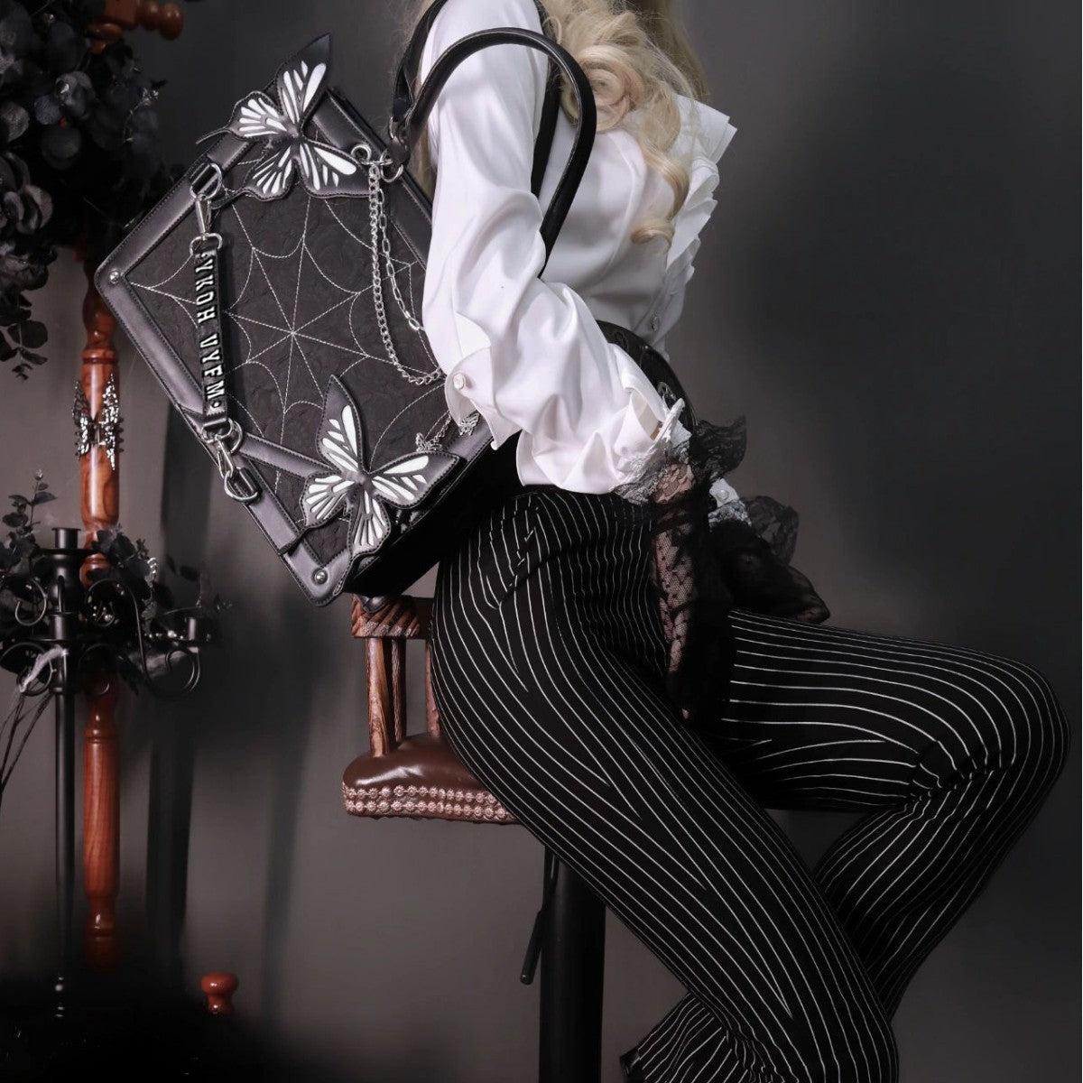 Dark Style Labyrinth Butterfly Cartoon Hand-held Shoulder Bags