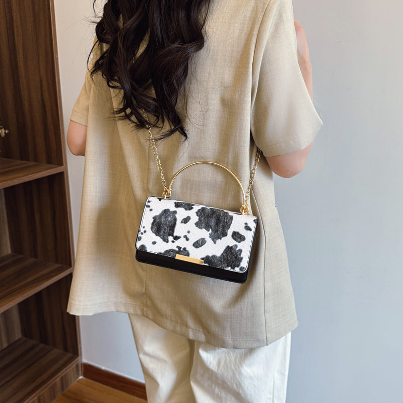 Women's Fashionable Printing Summer Large Capacity Cows Pattern Chain Portable Bags