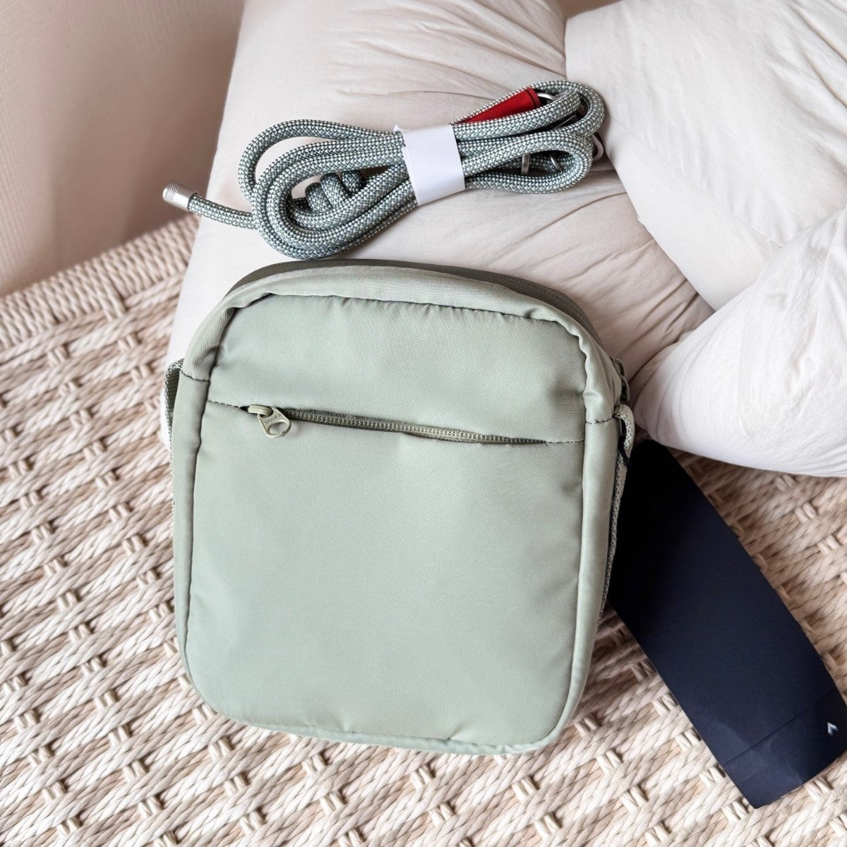 Mobile Light Leisure Cube Sugar Nylon Women's Messenger Bag