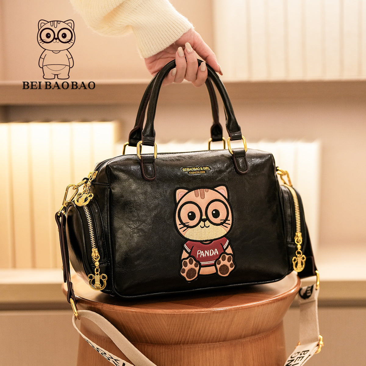 Women's Source Tide Large Capacity Cartoon Cute Pillow Women's Messenger Bag