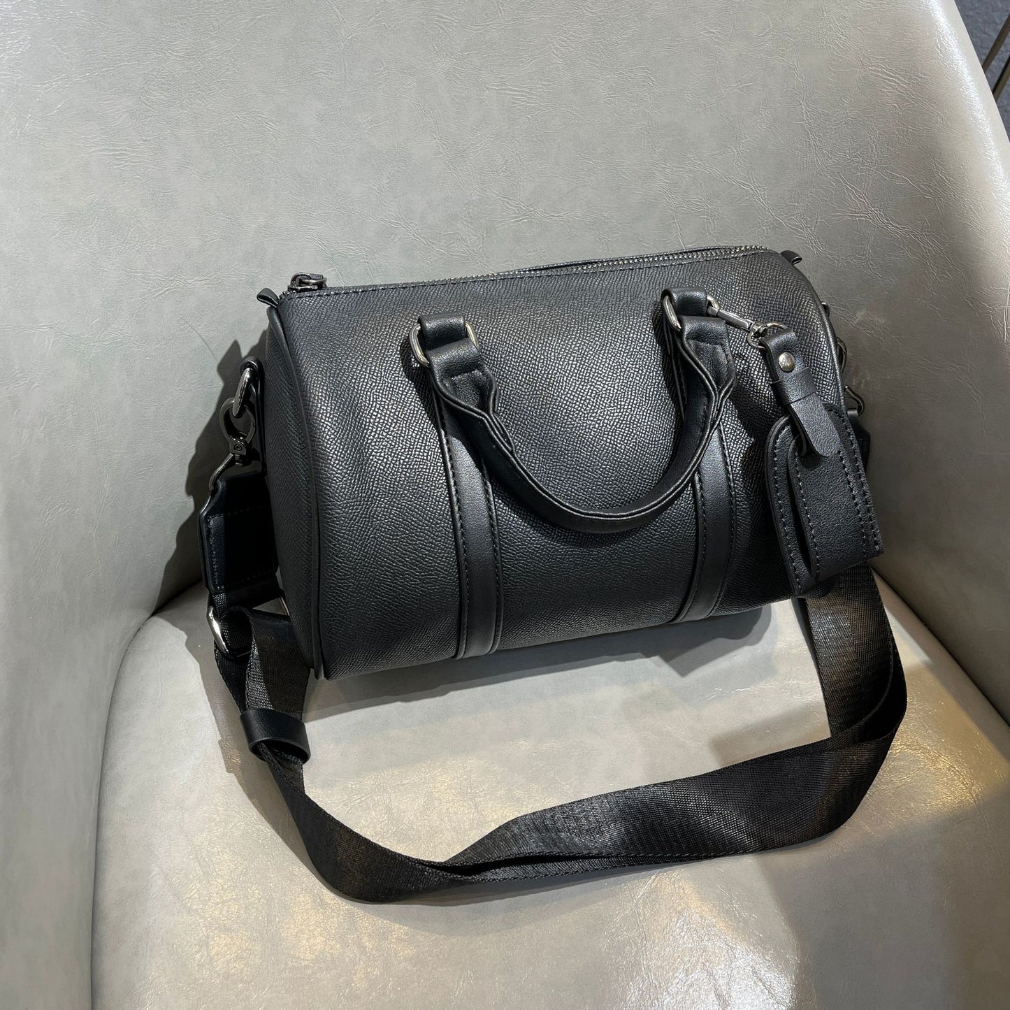 Fashion Simple Boston Pillow Unisex Boy Handbags