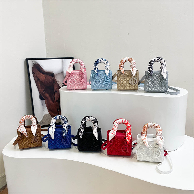 Women's Embroidered Mini Diana High-grade Fashion Silk Shoulder Bags