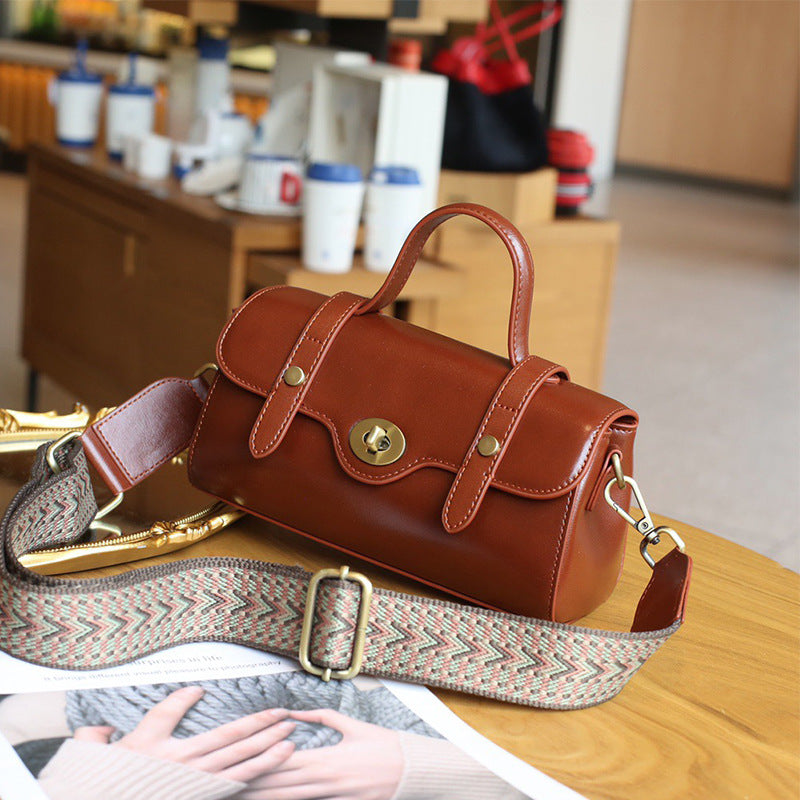 Attractive Stylish Unique Women's Fashionable Retro Shoulder Bags