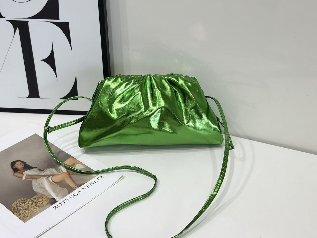 Women's High-grade Pleated Cloud Plain Fashionable Shoulder Bags