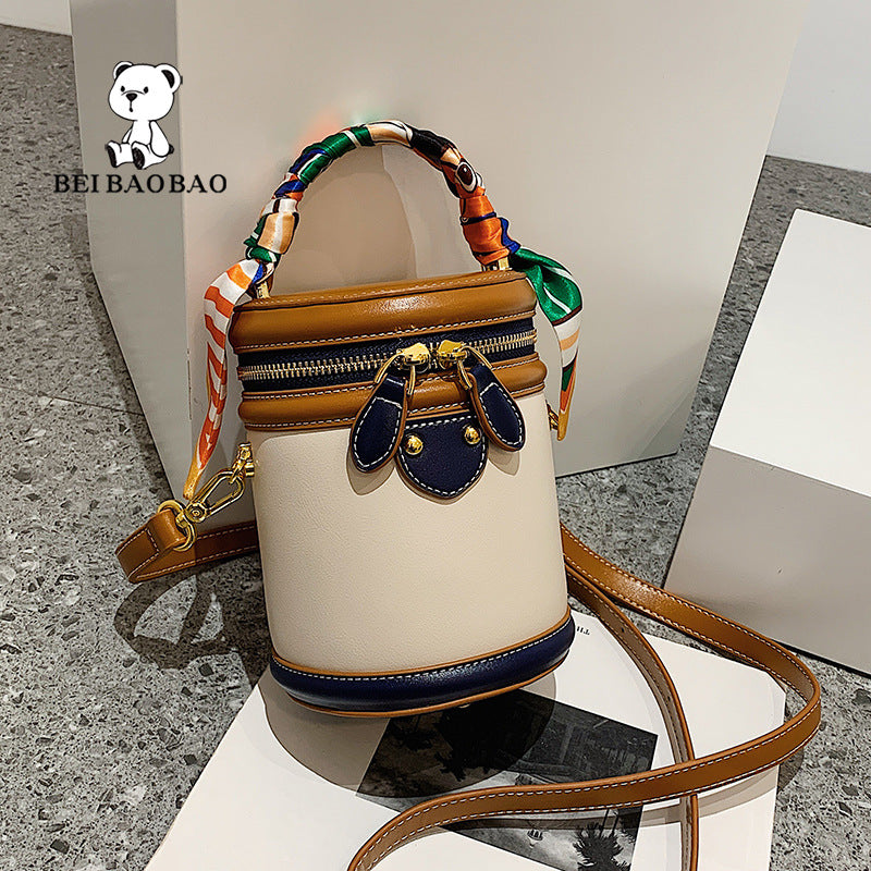 Classic Stylish Innovative Women's Source Round Women's Messenger Bag