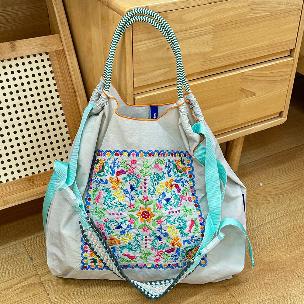 Nylon Needle Embroidered Fashion Commuter Large Capacity College Women's Shoulder Bag