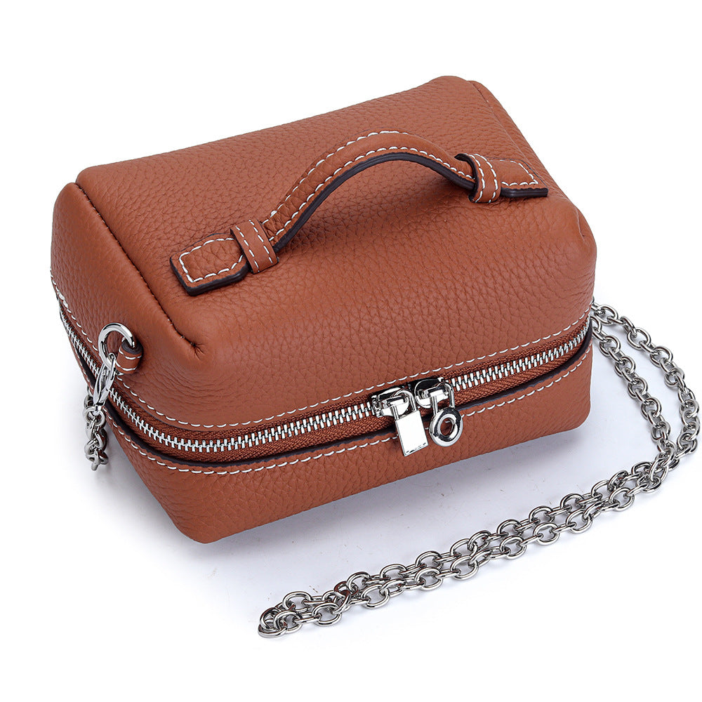 Women's Genuine Leather Chain Fashion Large Capacity First Women's Messenger Bag