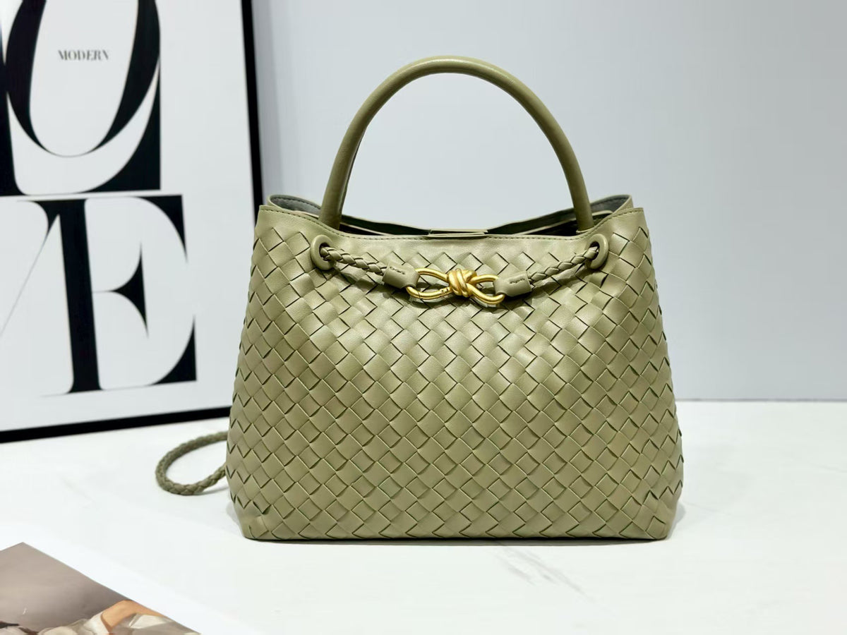 Women's Large Capacity Outing Simple Handmade Woven Women's Shoulder Bag