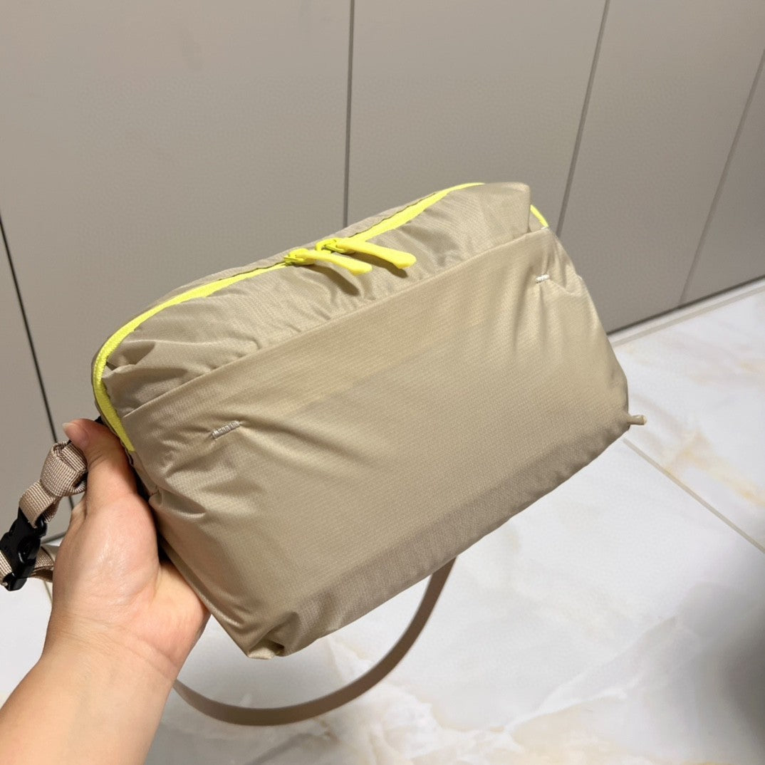 Women's & Men's & Nylon Waterproof Hiking Exercise Fashion Waist Packs