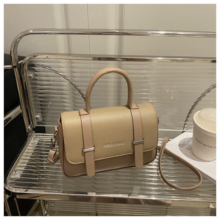 Women's Fashion Large Capacity Simple Decoration Temperament Commute One Portable Women's Shoulder Bag