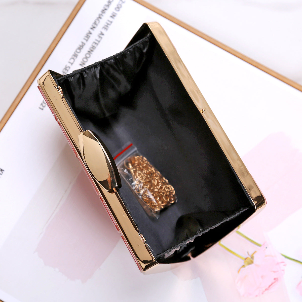 Comfortable Durable Stylish Acrylic High-grade Chain Evening Bags