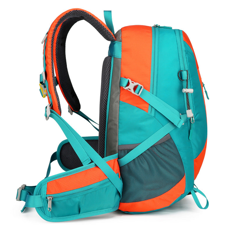 Hiking Versatile Large Capacity Waterproof Close-fitting Mountaineering Backpacks