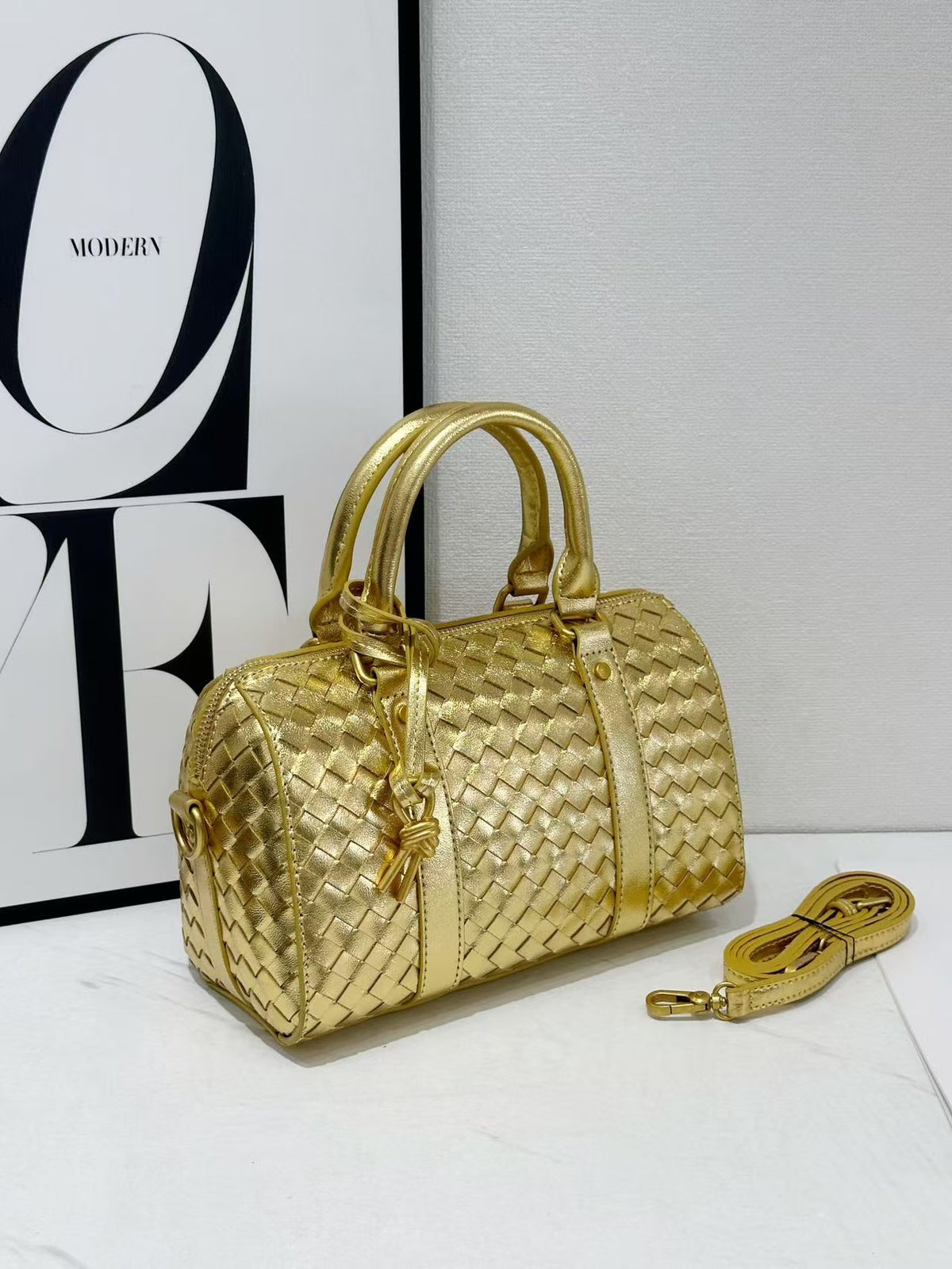 Versatile Women's Large Capacity Hand-woven Business Bags