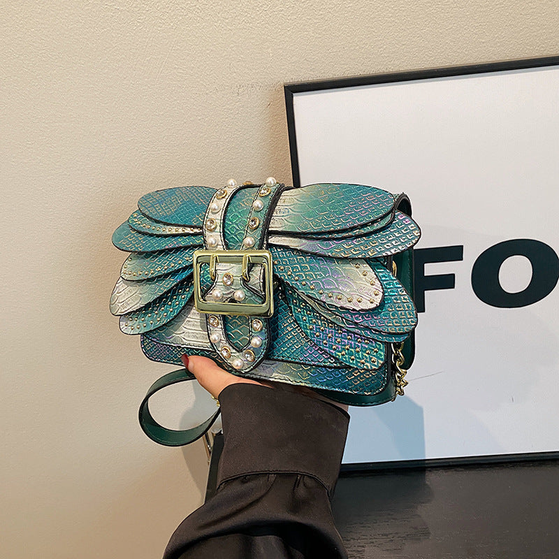 Women's Graceful Vintage Chain Snake Pattern Crossbody Bags