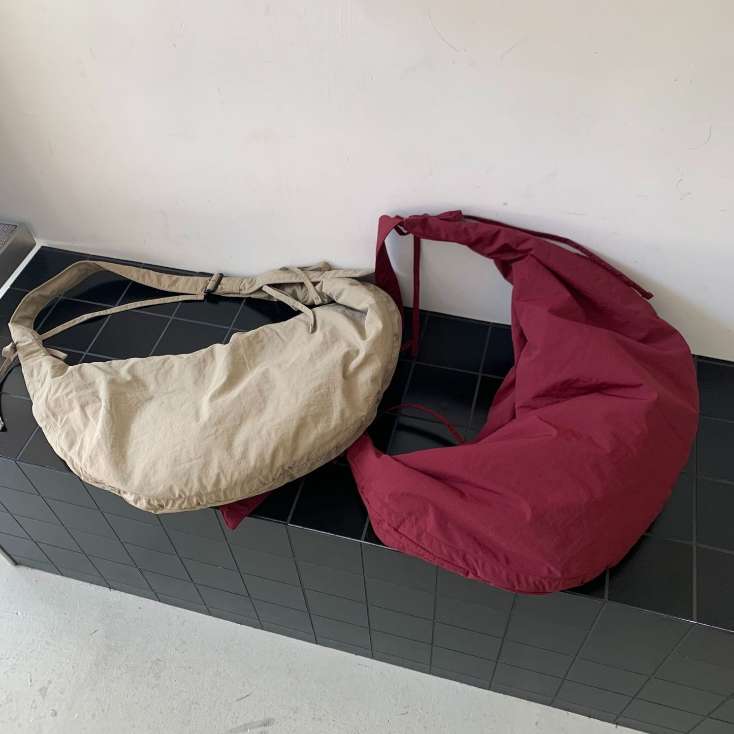 Women's Large Capacity Niche Minimalist Quilted Nylon Crossbody Bags