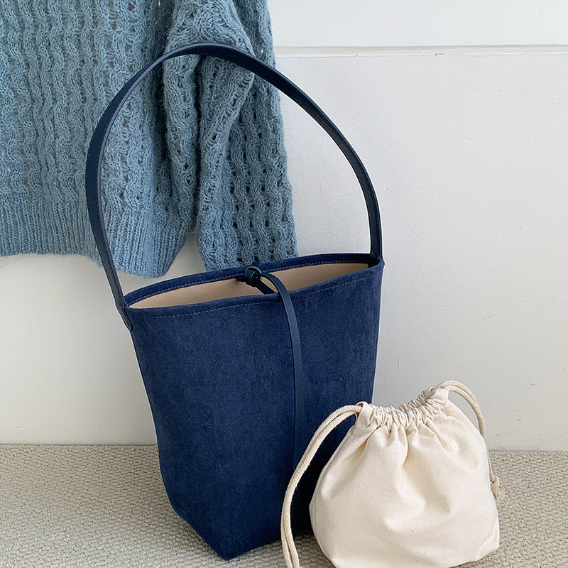 High-grade Niche Suede Commuter Large Capacity Bucket Bags