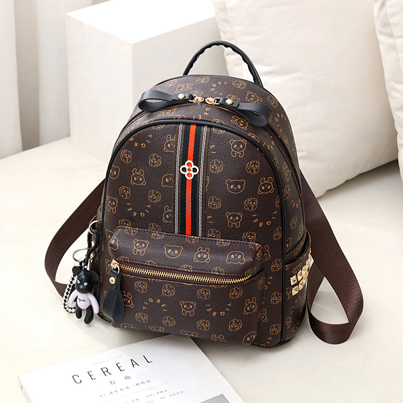 Women's Fashion Rivet Large Capacity Shaping Fashionable Shoulder Bags