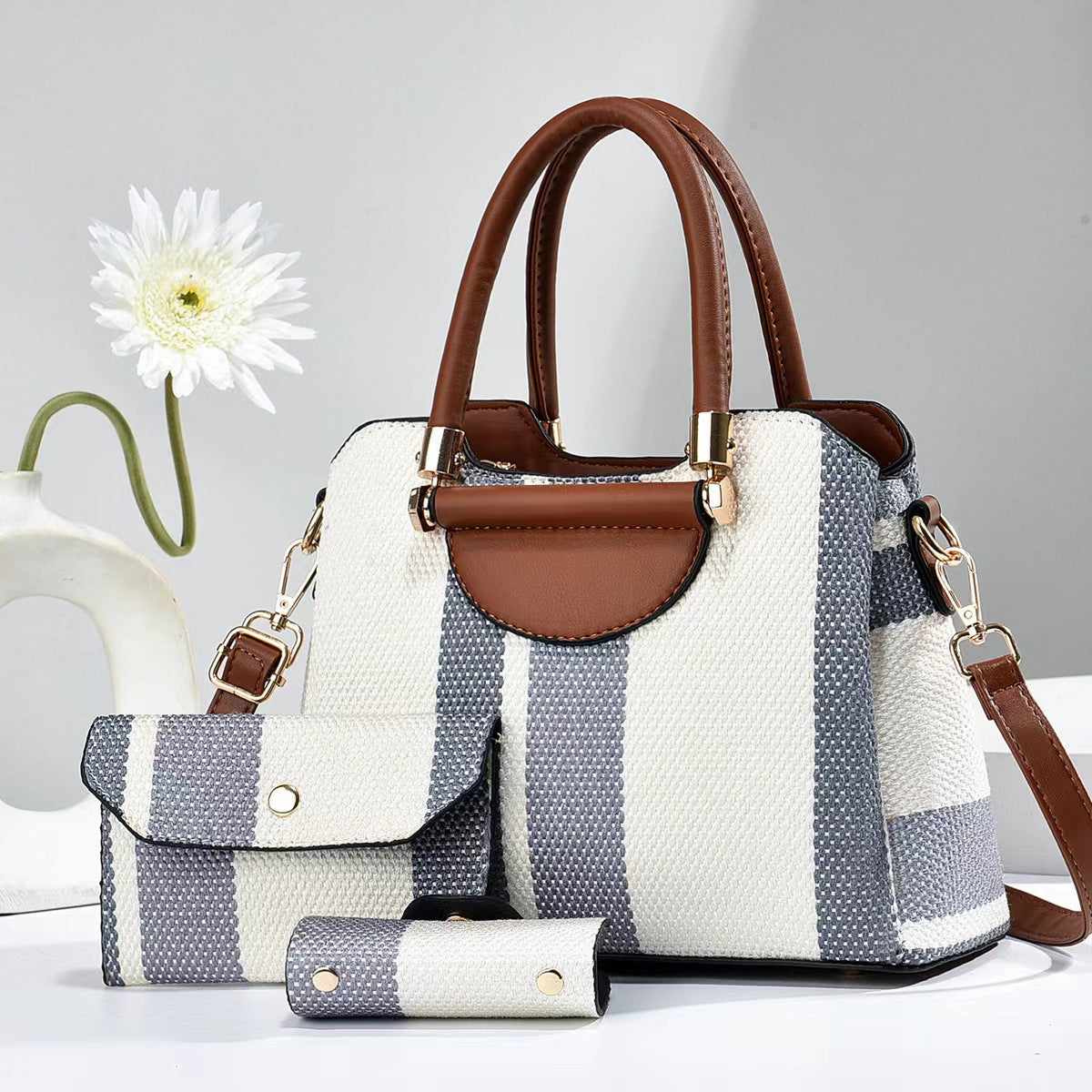 Women's Korean Fashionable Lady Temperament Large Women's Handbag