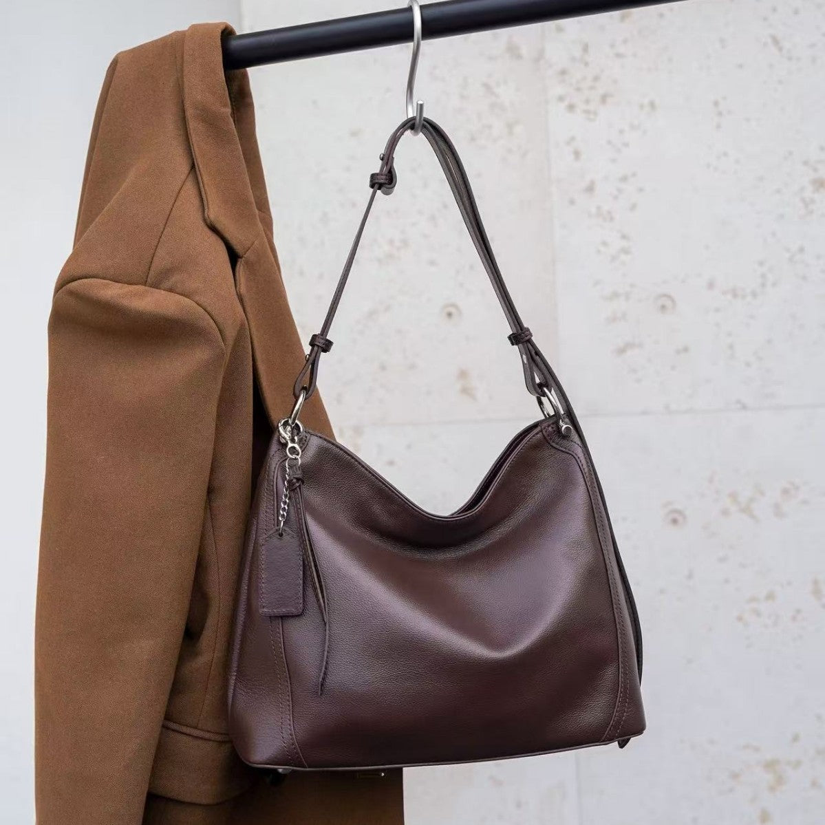 Women's First Layer Natural Fall Cowhide Leather Fashion Portable Practical Soft Women's Shoulder Bag