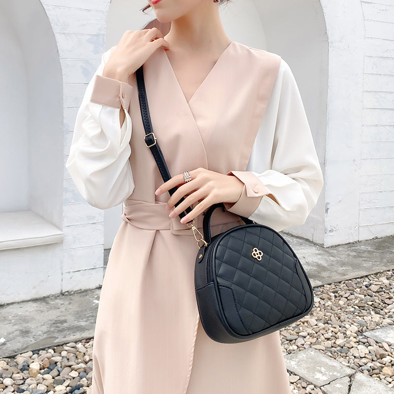 Creative Popular Women's Diamond Pattern High-quality Women's Messenger Bag
