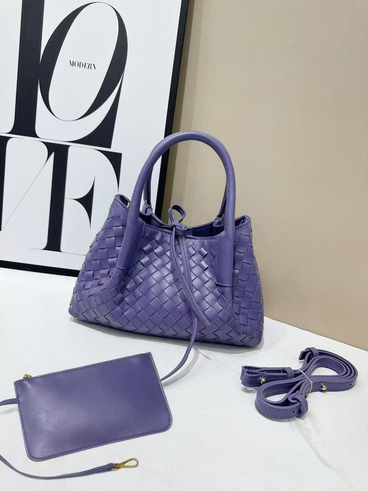 Popular Innovative Pretty Cowhide Hand-woven High-grade Women's Handbag