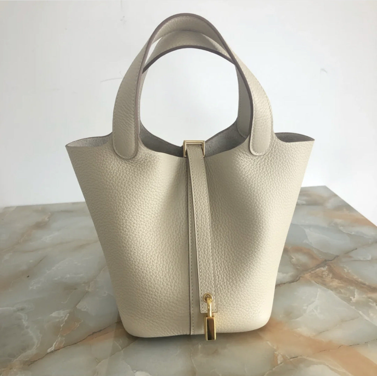 Women's Color Matching Vegetable Basket Cowhide Litchi Handbags