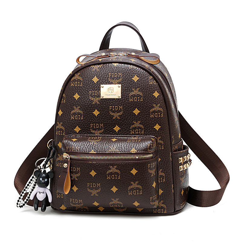 Women's Fashion Rivet Large Capacity Shaping Fashionable Shoulder Bags