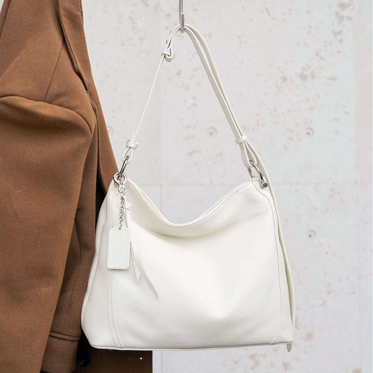 Women's First Layer Natural Fall Cowhide Leather Fashion Portable Practical Soft Women's Shoulder Bag