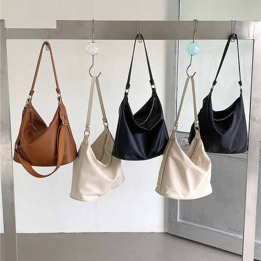 Women's Style Soft Leather Commuter Large Capacity Shoulder Bags