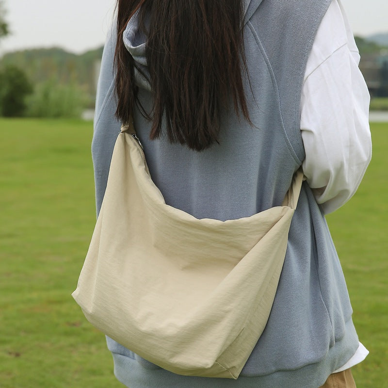 Women's Idle Style Large Capacity Commuter Artistic Commute Leisure Women's Shoulder Bag