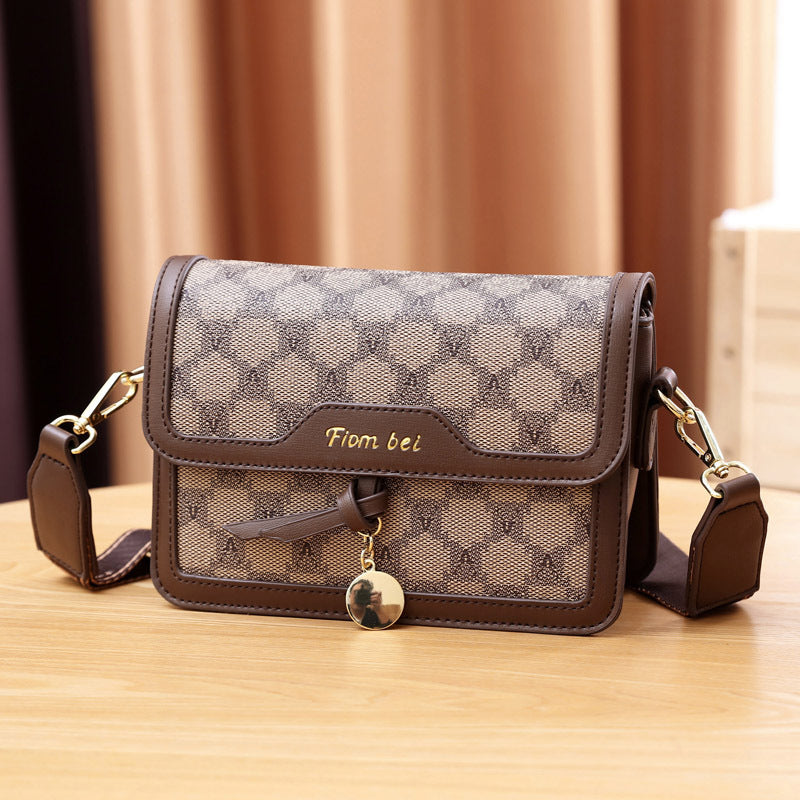 Women's Good-looking Fashionable Classic Western Style Shoulder Bags