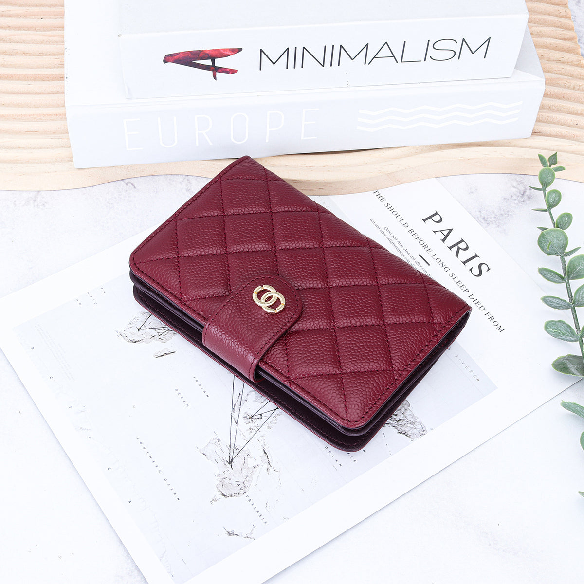 Women's Short Folding First Layer Cowhide Caviar Classic Style Multiple Ladies Wallet