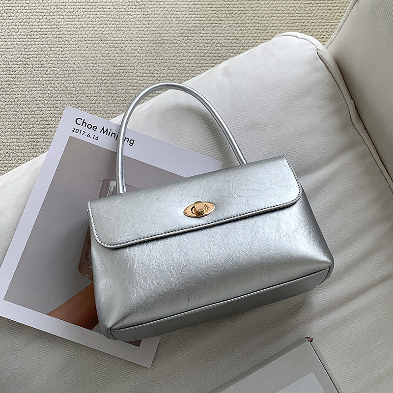 Fashion Minority Design Oil Wax Leather Western Style Flip Shoulder Bags