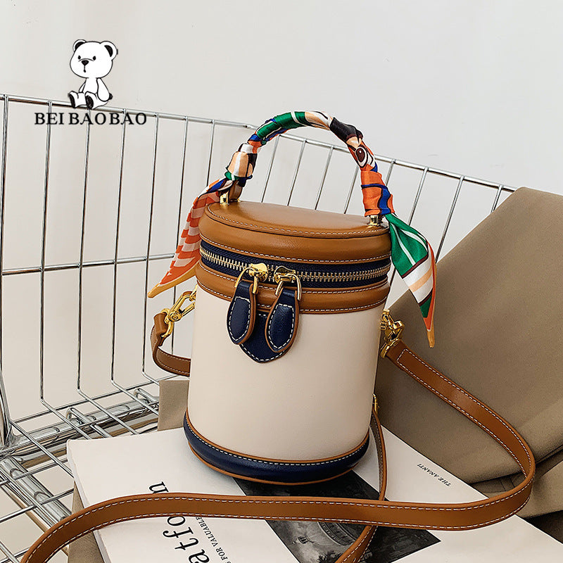 Classic Stylish Innovative Women's Source Round Women's Messenger Bag