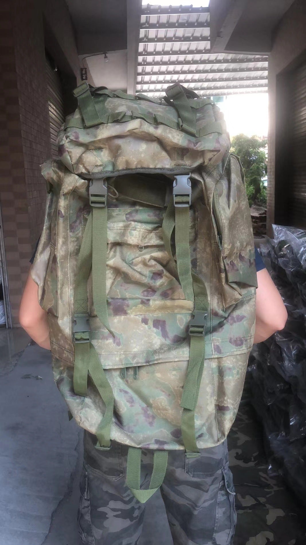 Military Large Capacity Equipment Professional Hiking Backpacks