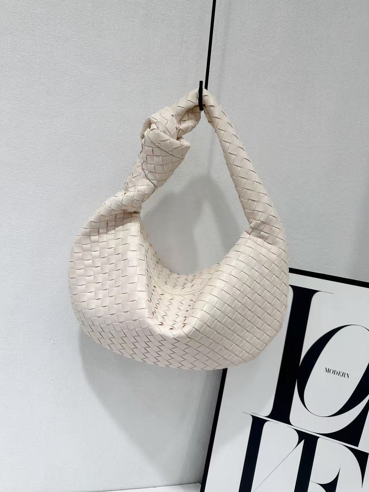 Croissant Simple Versatile Knotted Underarm Solid Color Bags