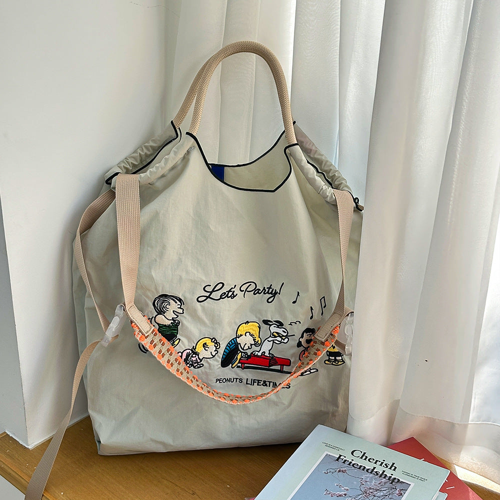 Nylon Needle Embroidered Fashion Commuter Large Capacity College Women's Shoulder Bag