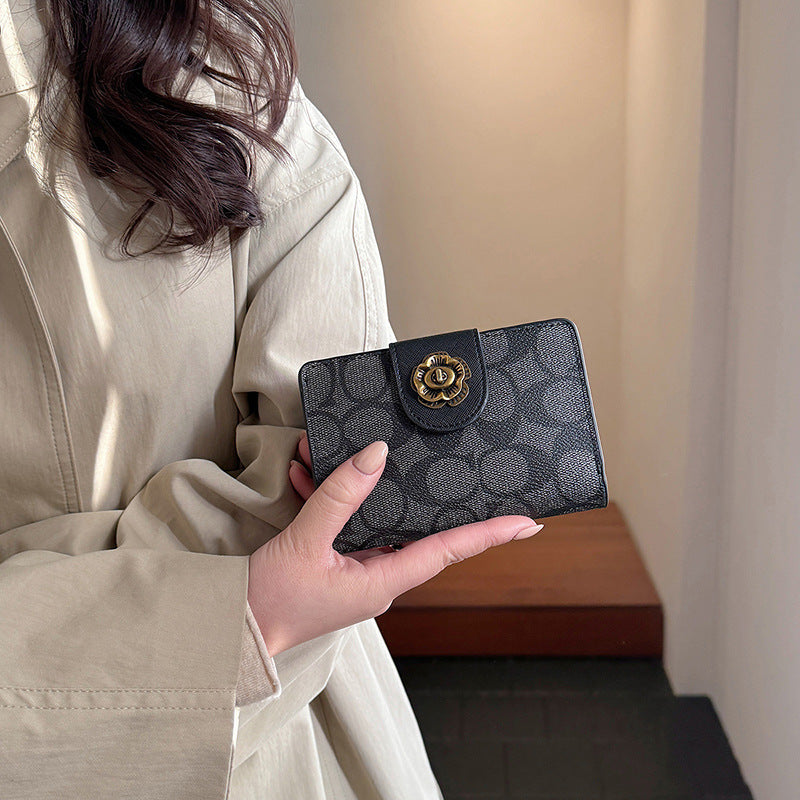 Women's Classic Retro Zipper Short Simple Multifunctional Ladies Wallet