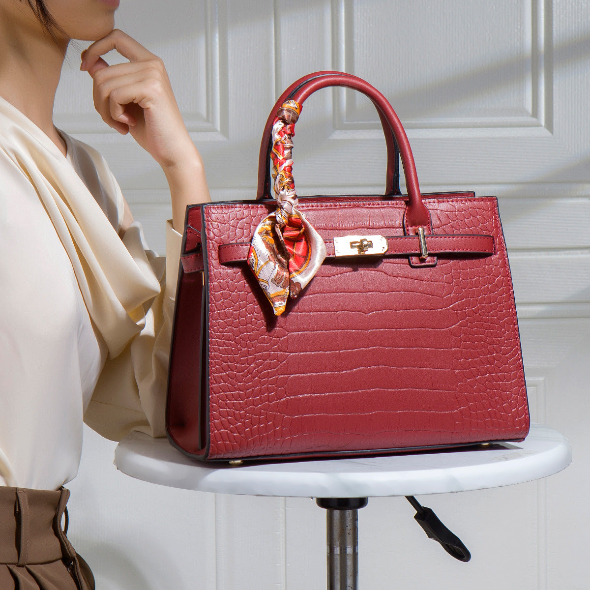 Women's Mom High-grade Elegant Large Capacity Portable Bridal Bags