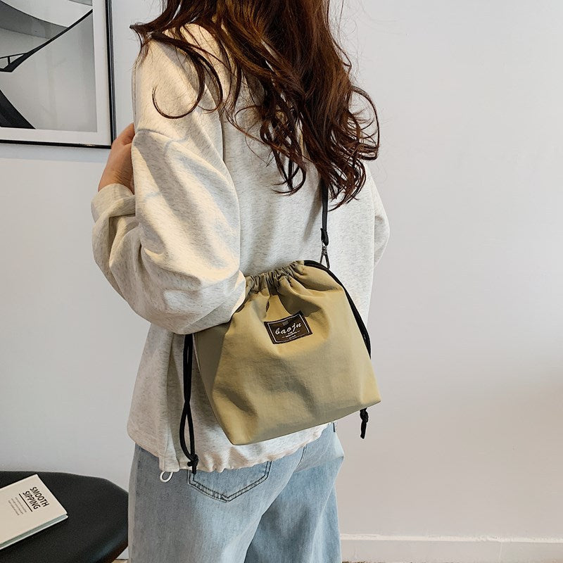 Women's Fashionable Simple Nylon Drawstring Pouch Women's Messenger Bag